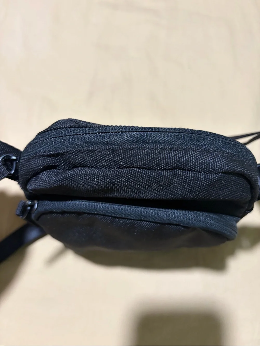 Jordan compact crossbody